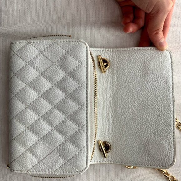 Bebe Chain Wallet Purse - Picture 3 of 5